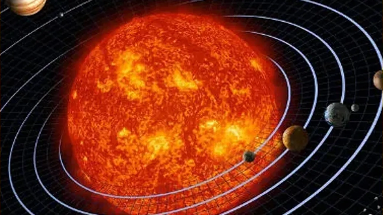 তীব্র সৌরঝড় পৃথিবীর দিকে ধেয়ে আসছে