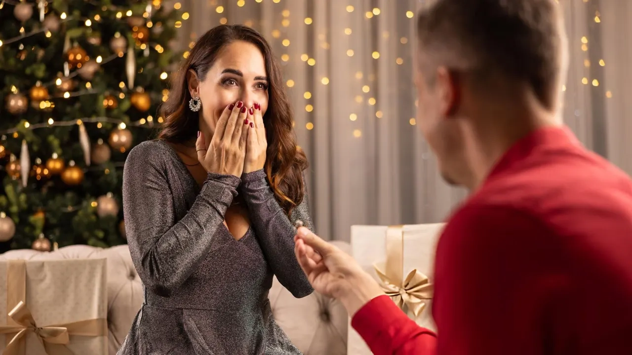 প্রিয়জনকে মনের কথা জানাবেন যেভাবে 