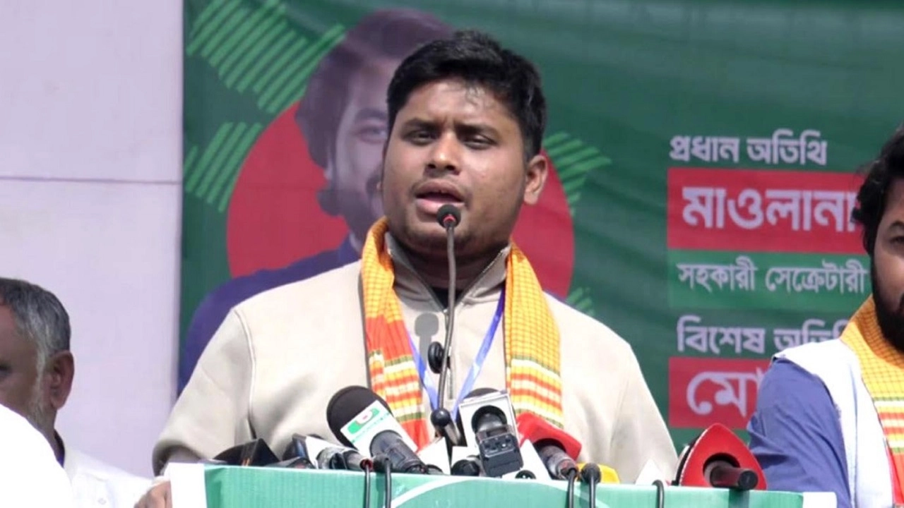 এনসিপির দক্ষিণাঞ্চলের মুখ্য সংগঠক হাসনাত আব্দুল্লাহ