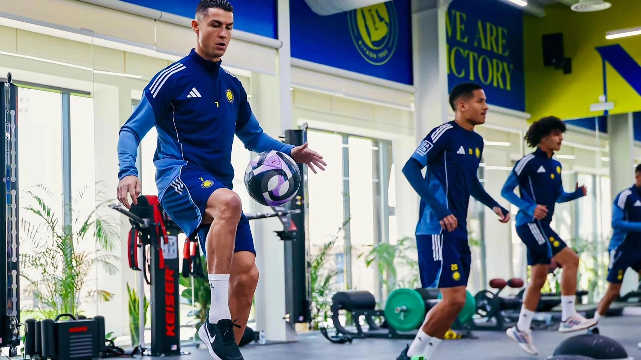 ১৪ ফেব্রুয়ারি মাঠে ফিরবেন রোনালদো