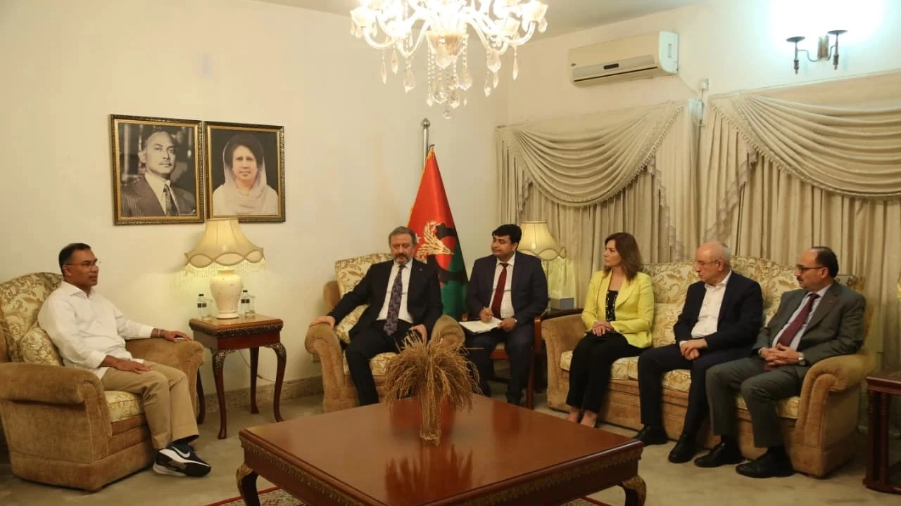 তারেক রহমানের সঙ্গে তুরস্কের সংসদ সদস্যদের সাক্ষাৎ