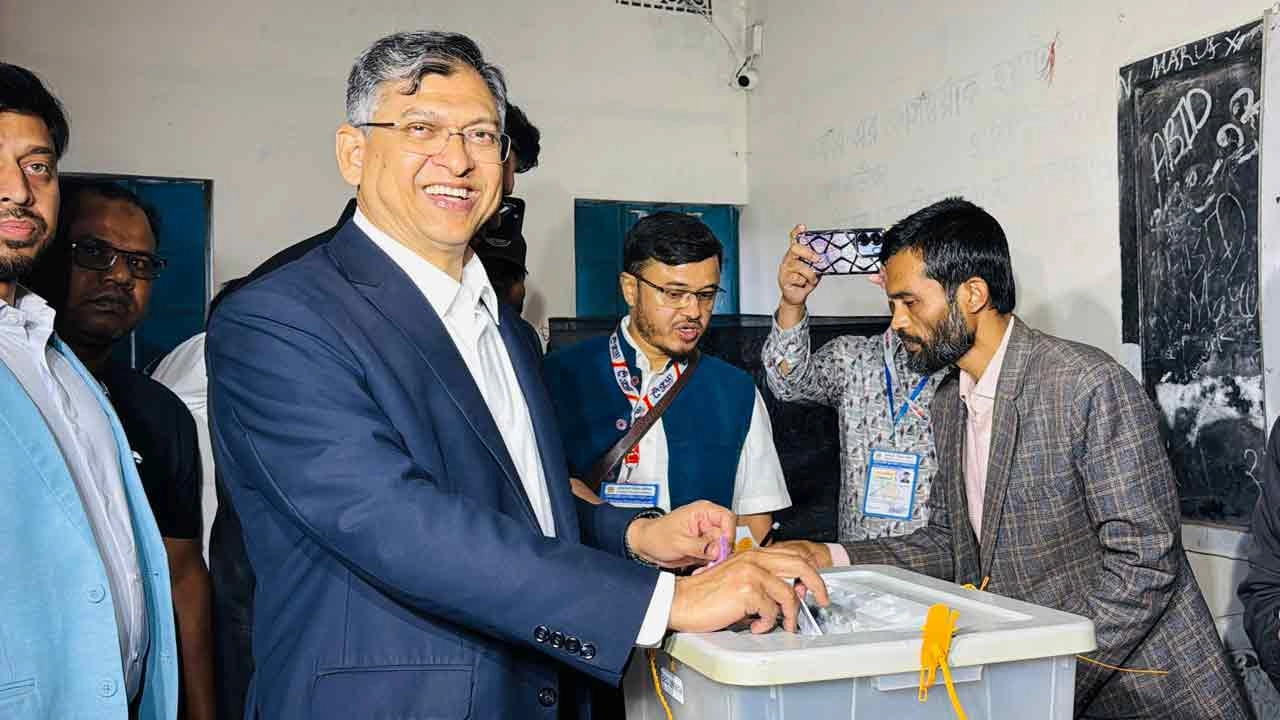 বিএনপির স্থায়ী কমিটির সদস্য সালাহউদ্দিন আহমদ