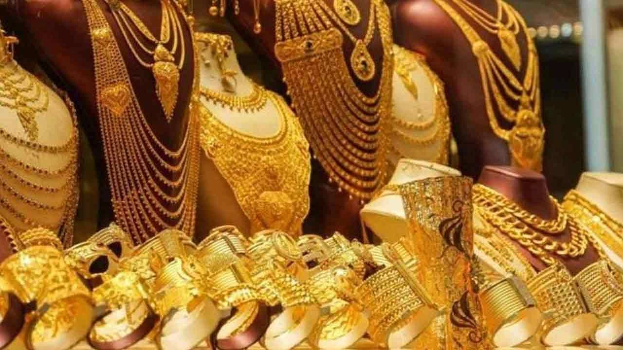 দেশে কত দামে স্বর্ণ বিক্রি হচ্ছে আজ