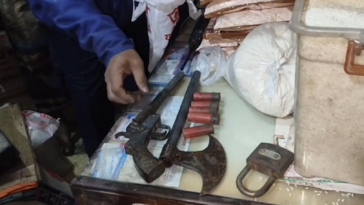 লালপুরে বিএনপি-স্বতন্ত্র প্রার্থীর সমর্থকদের সংঘর্ষ, আহত ৭