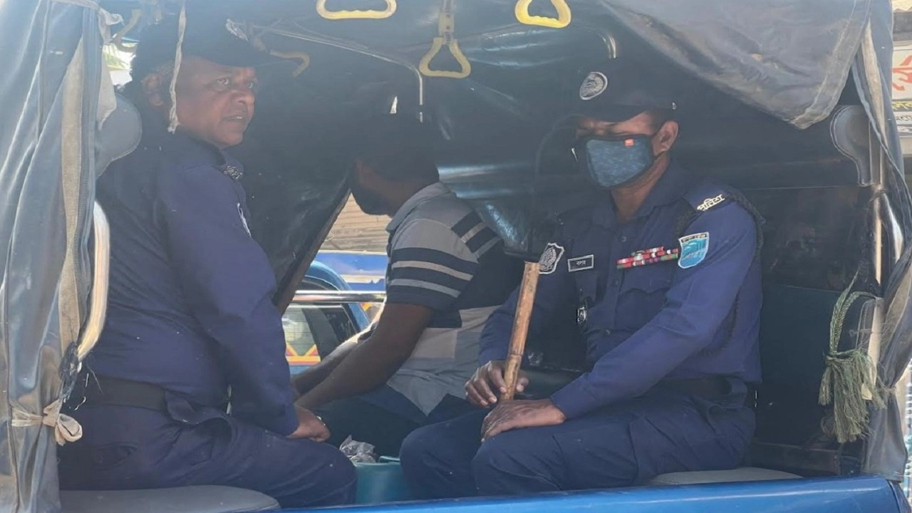 শরীয়তপুরে বিএনপির দু‘পক্ষের সংঘর্ষ, যুবদল সভাপতি আটক 