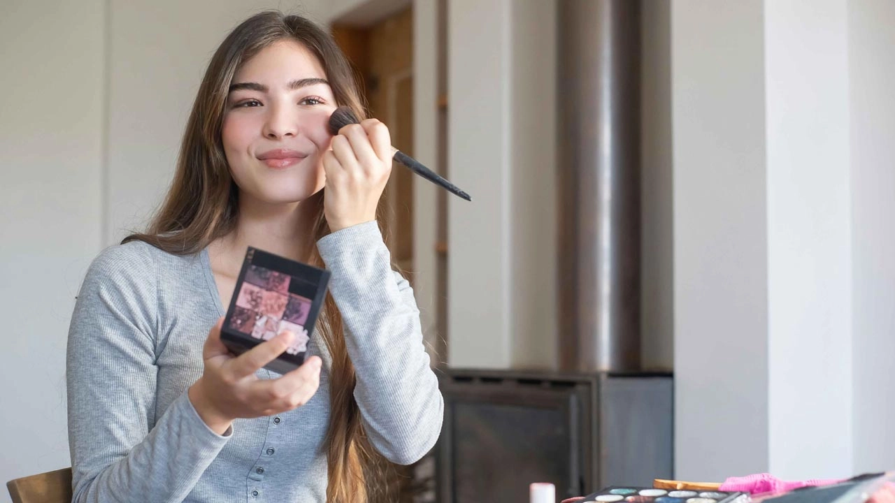 জ্যাম পেরিয়ে অফিসে ক্লান্ত? দিনভর সতেজ থাকবেন যেভাবে 