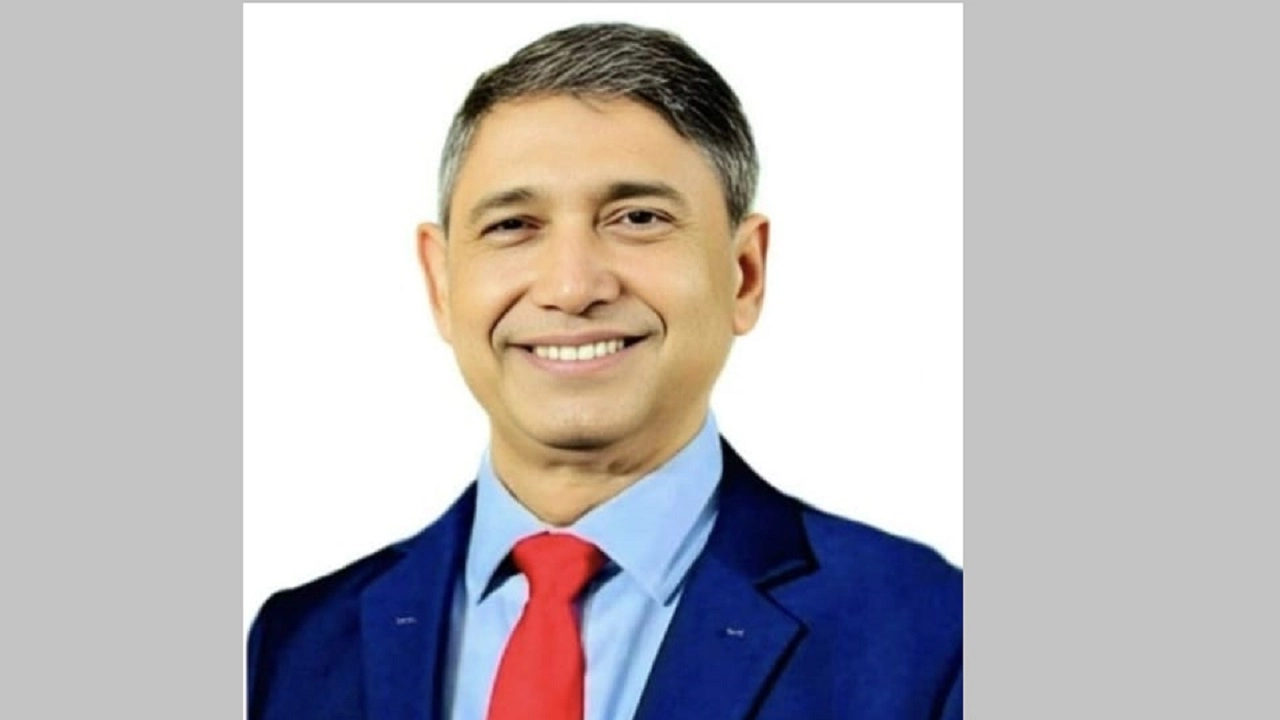 মন্ত্রী হওয়ার আলোচনায় বিএনপির ভাইস চেয়ারম্যান আযম খান