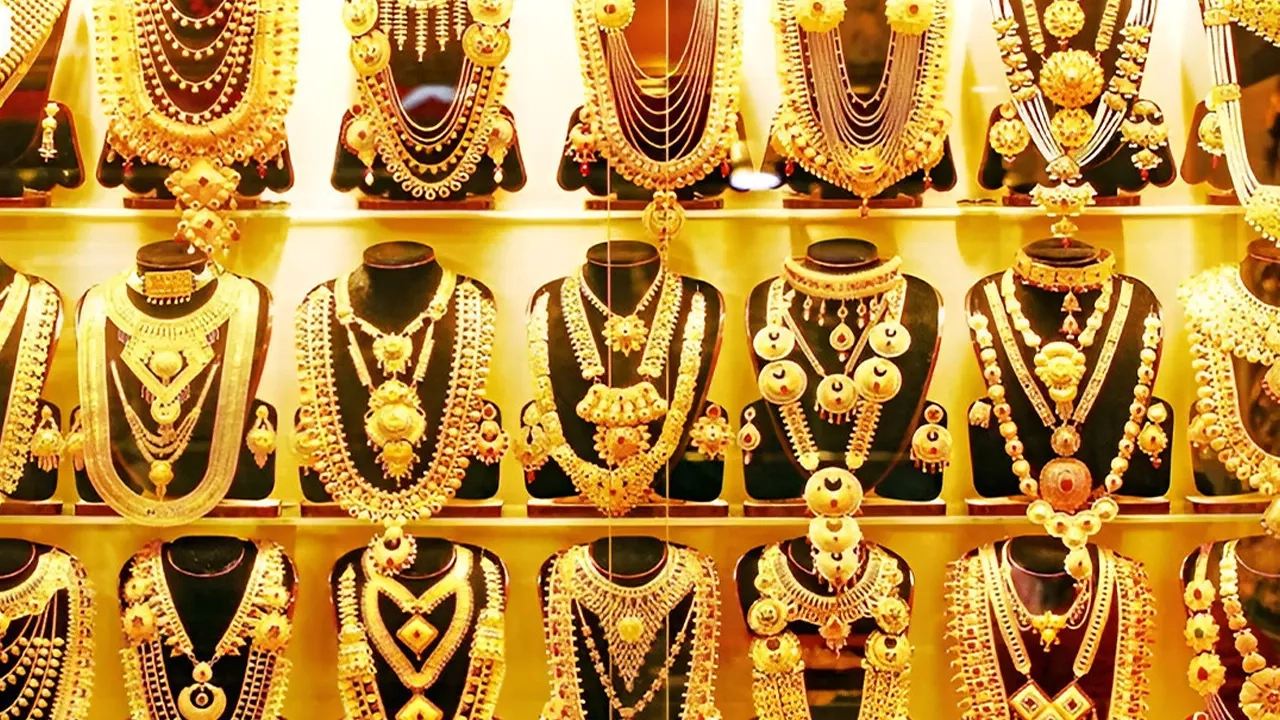 কমলো স্বর্ণের দাম, ভরিতে কত?