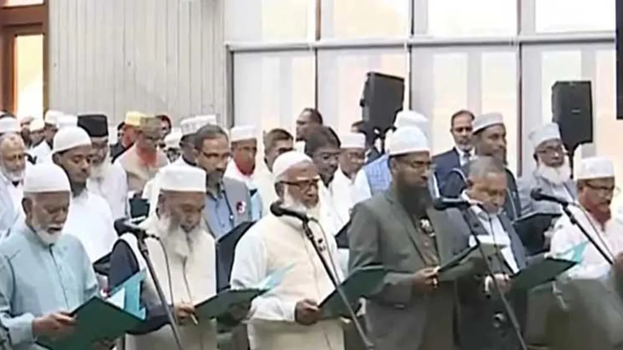 ১১ দলীয় জোটের শপথ পাঠ