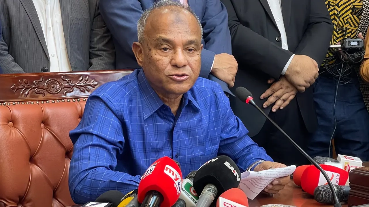 স্বরাষ্ট্র উপদেষ্টা জাহাঙ্গীর আলম চৌধুরী