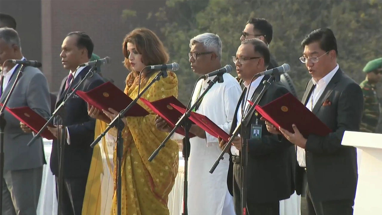 প্রতিমন্ত্রী হিসেবে শপথ নিচ্ছেন