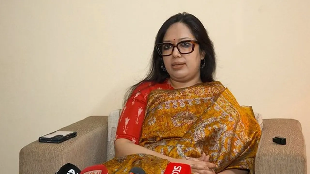 বিএনপিতে ফিরবেন রুমিন ফারহানা?