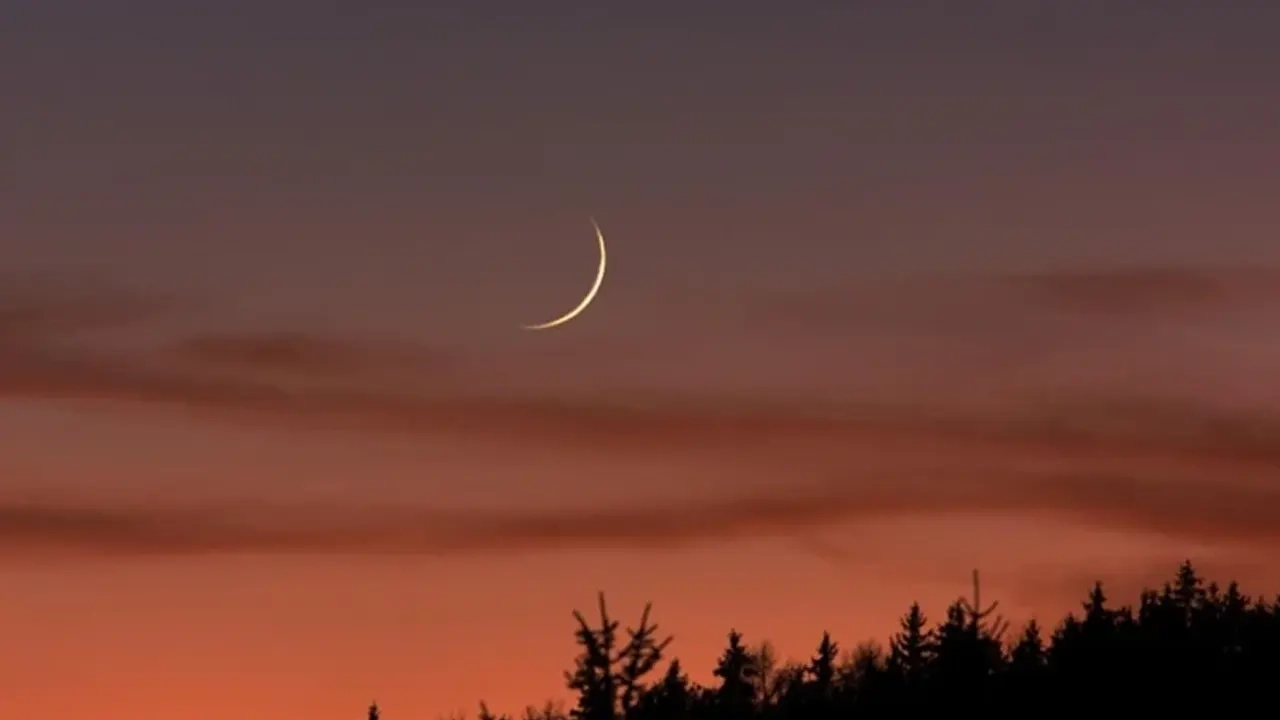 রমজানের চাঁদ দেখা গেছে, কাল থেকে রোজা 