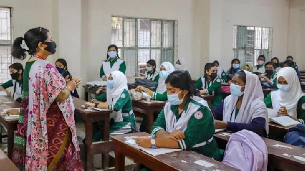 শিক্ষকদের উৎসব ভাতা নিয়ে বড় সুখবর দিলেন শিক্ষামন্ত্রী