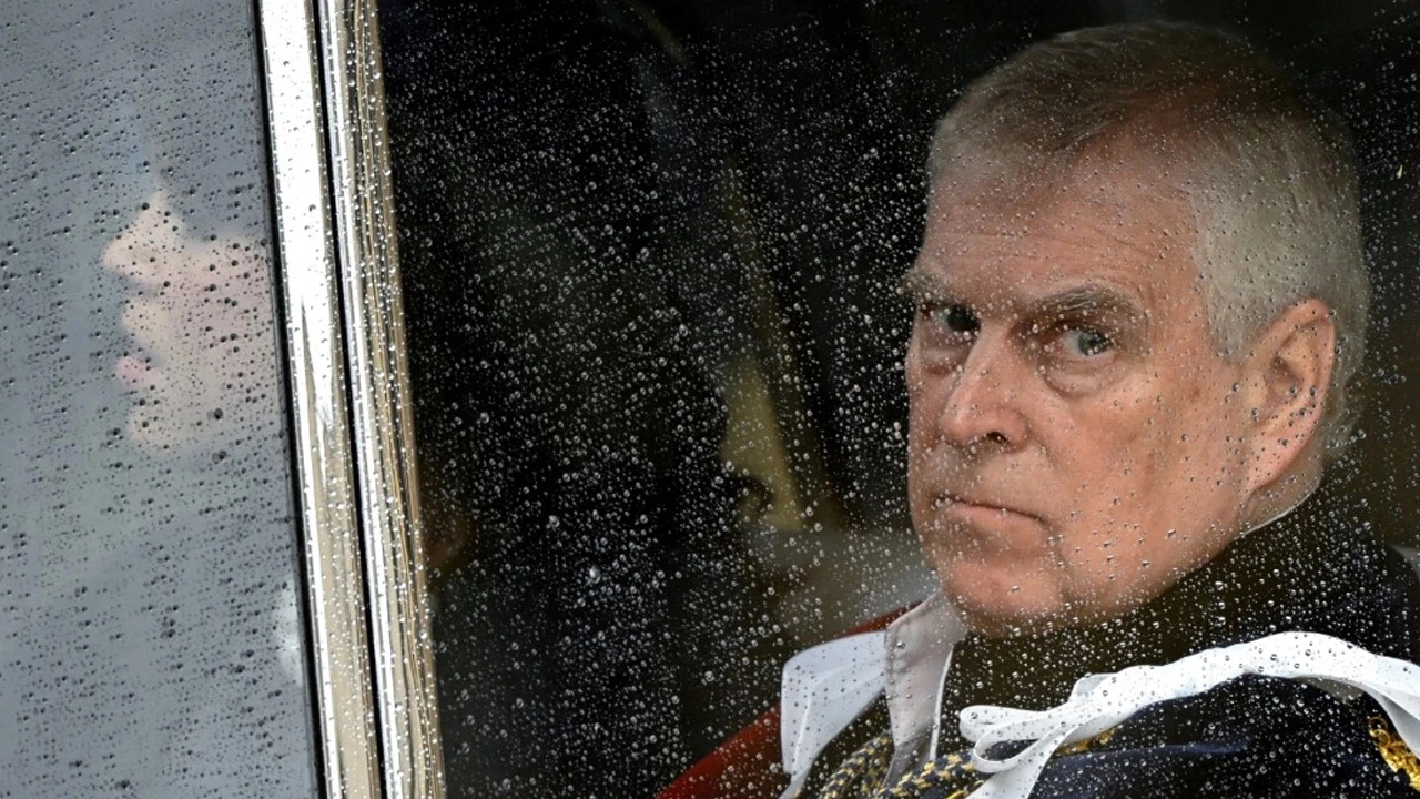 ব্রিটিশ রাজা তৃতীয় চার্লসের ভাই অ্যান্ড্রু গ্রেপ্তার