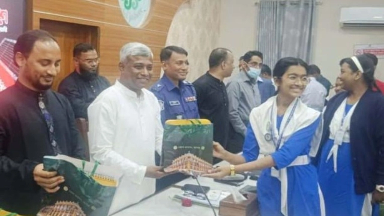 বিদ্যুৎ, জ্বালানি ও খনিজ সম্পদ প্রতিমন্ত্রী অনিন্দ্য ইসলাম অমিত