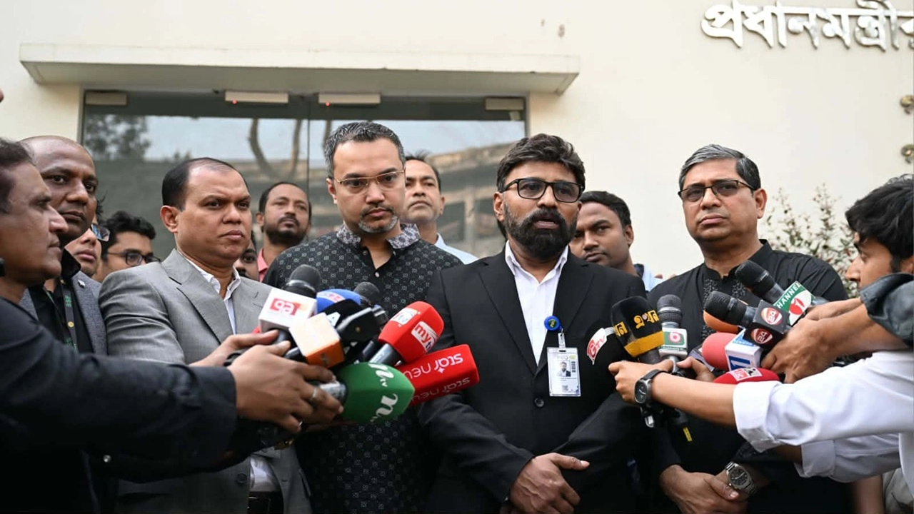 প্রধানমন্ত্রীর উপদেষ্টা মাহদী আমিন