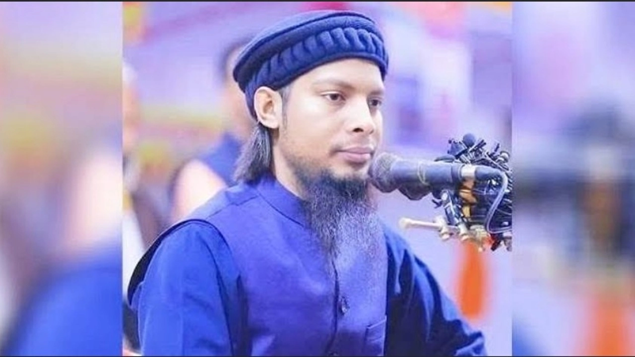 চাঁপাইনবাবগঞ্জের গোমস্তাপুর উপজেলারে ইমাম