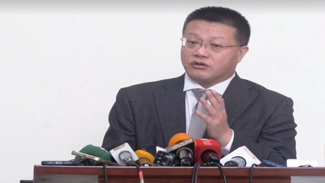 ঢাকায় নিযুক্ত চীনের রাষ্ট্রদূত ইয়াও ওয়েন।