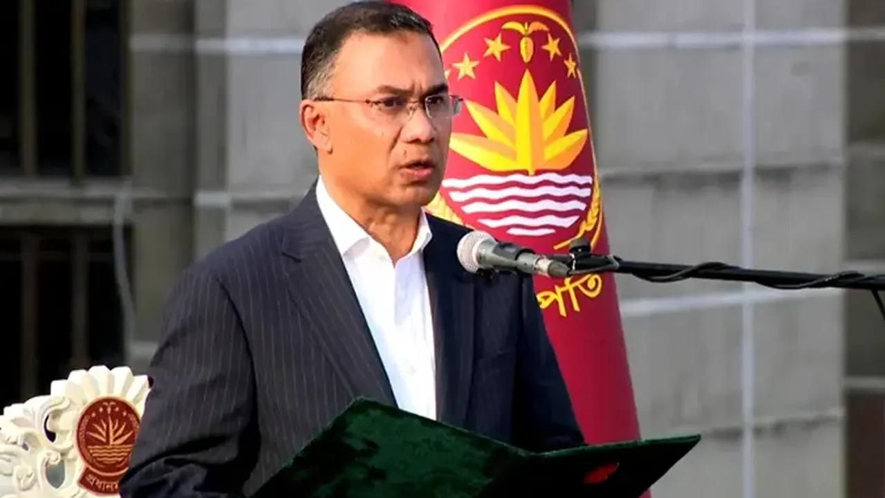 মঙ্গলবার (১৭ ফেব্রুয়ারি) জাতীয় সংসদ ভবনের দক্ষিণ প্লাজায় প্রধানমন্ত্রী হিসেবে শপথ নিচ্ছেন বিএনপির চেয়ারম্যান তারেক রহমান