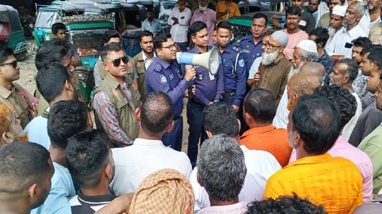 টাঙ্গাইলে পুলিশের বিশেষ মহড়া