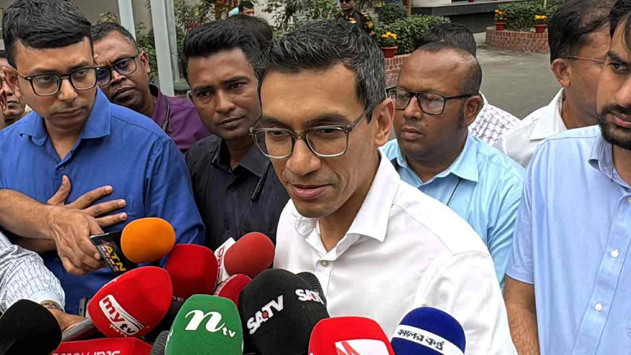 বাংলাদেশ বিনিয়োগ উন্নয়ন কর্তৃপক্ষের (বিডা) নির্বাহী চেয়ারম্যান আশিক চৌধুরী