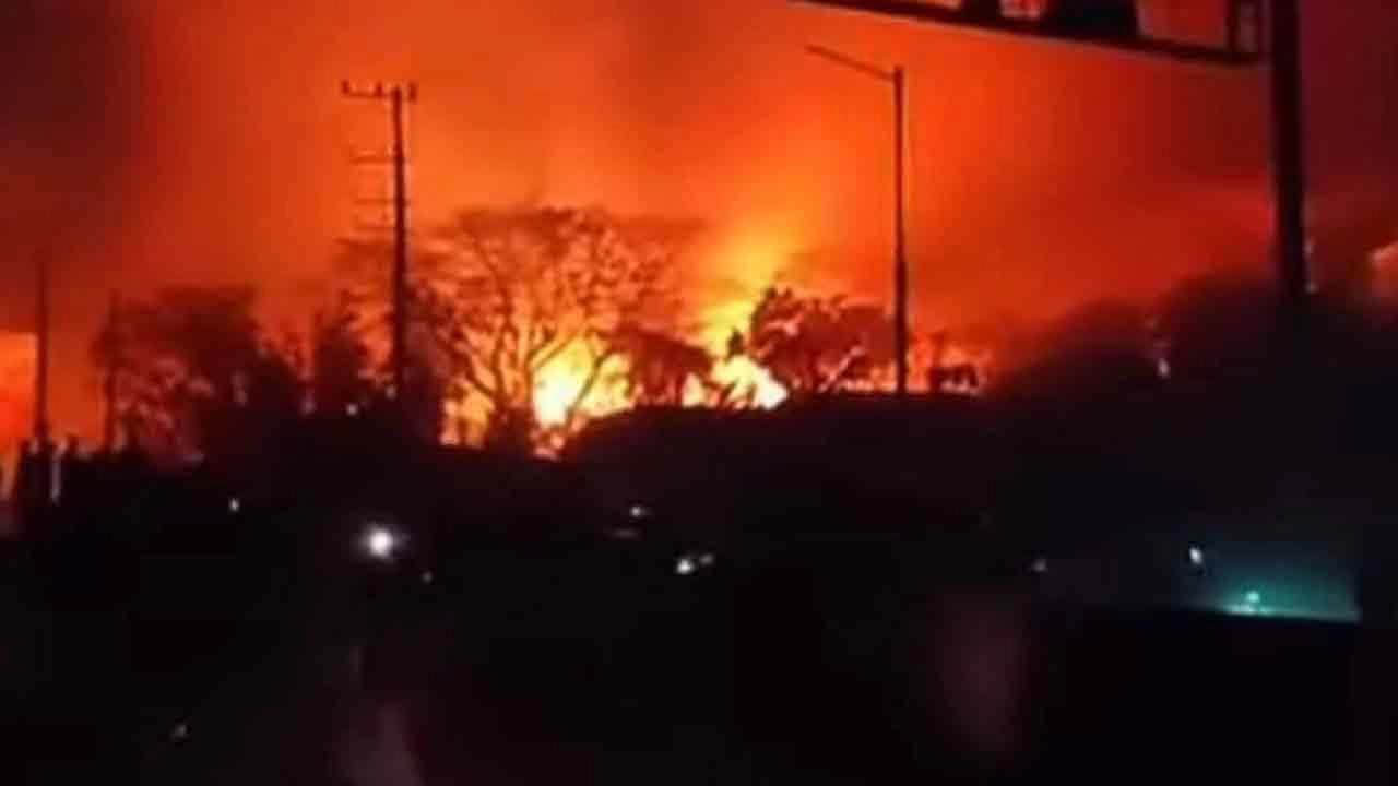 কক্সবাজারে এলপিজি গ্যাস পাম্পে ভয়াবহ অগ্নিকাণ্ড, দগ্ধ ৯ 