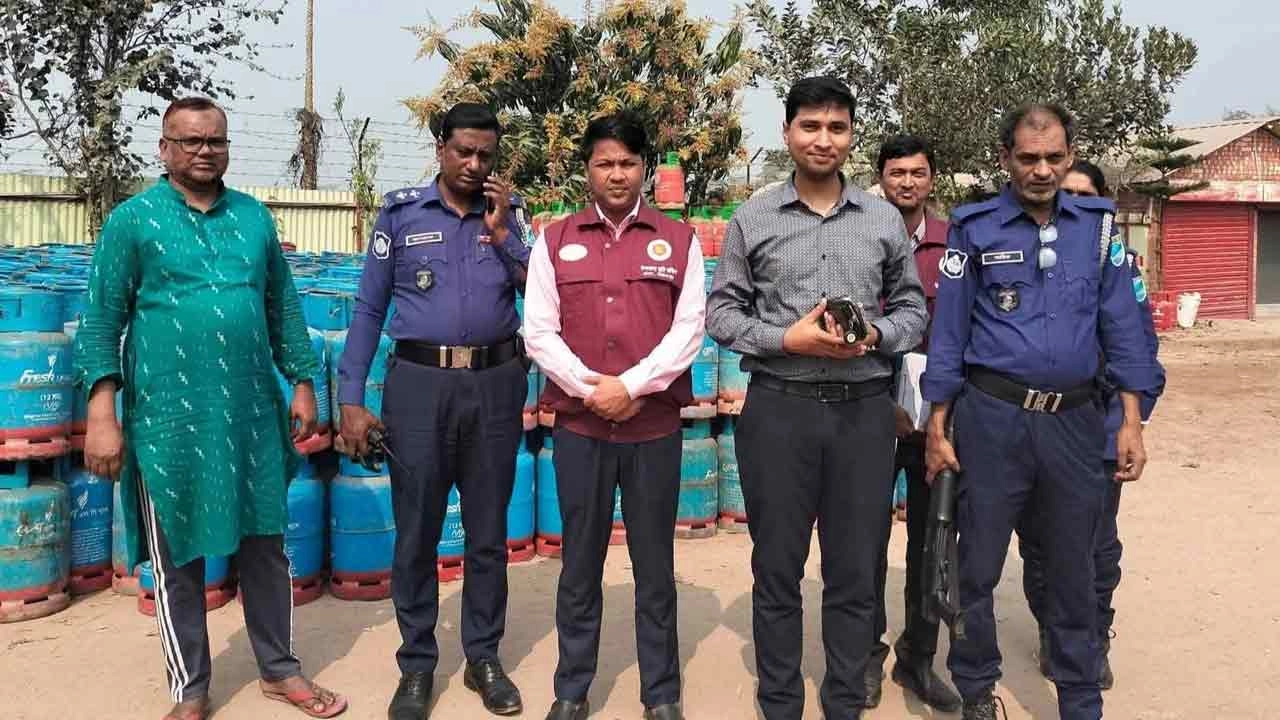 ভাঙ্গায় দুই গ্যাস ডিপোর মালিককে আর্থিক জরিমানা