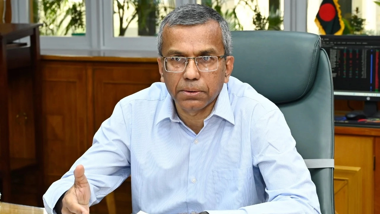 বাংলাদেশ ব্যাংকের নতুন গভর্নর মোস্তাকুর রহমান