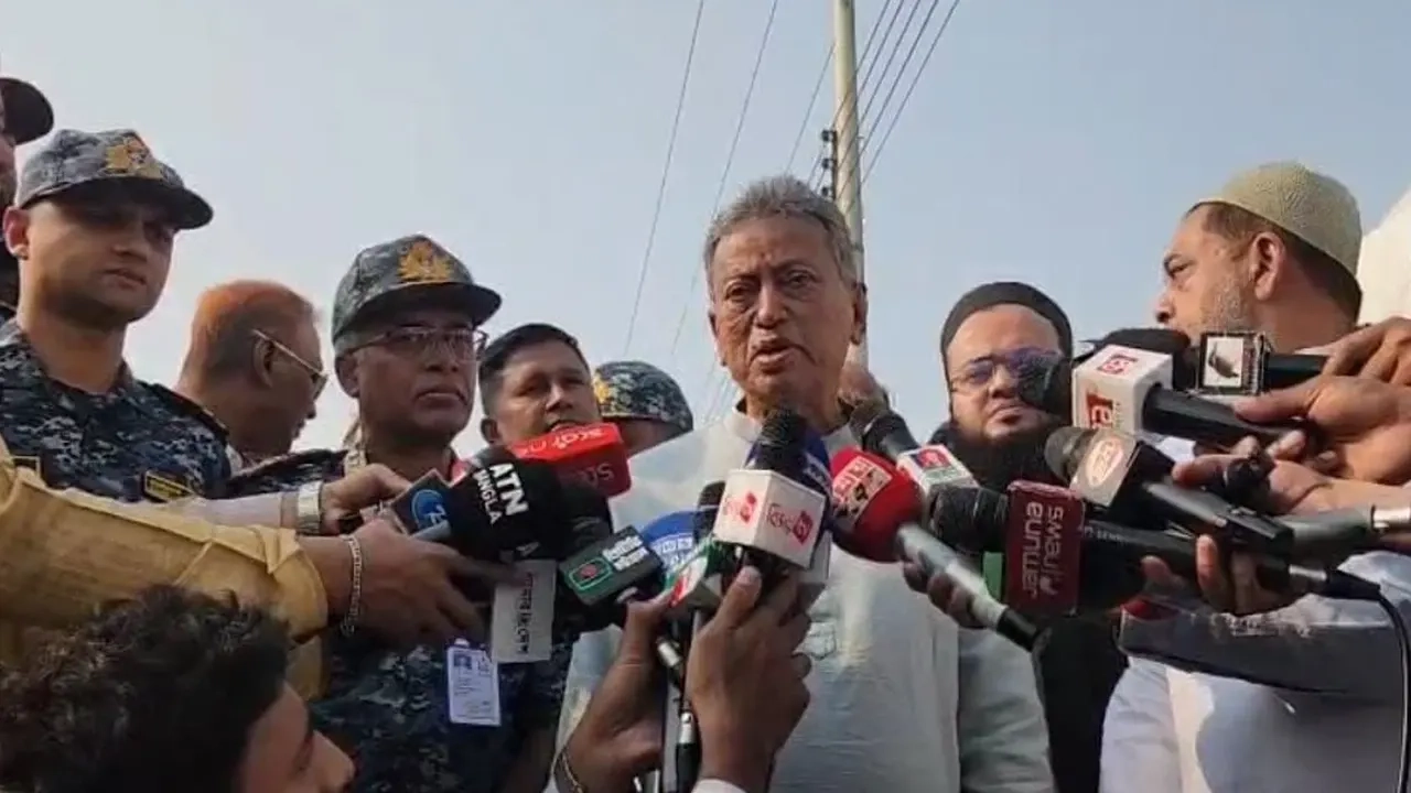 অর্থ ও পরিকল্পনামন্ত্রী আমীর খসরু মাহমুদ চৌধুরী