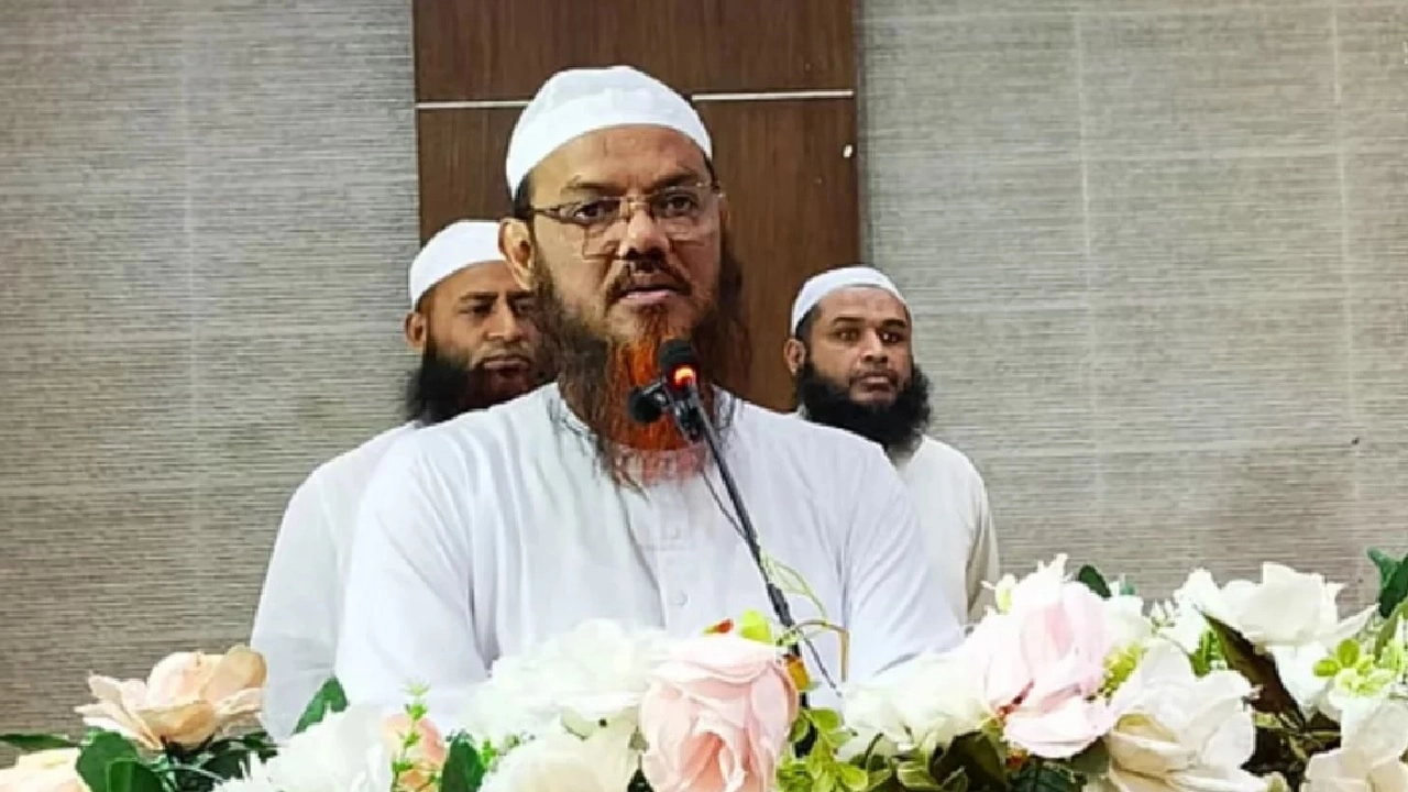 ইসলামী আন্দোলন বাংলাদেশের সিনিয়র নায়েবে আমির মুফতি সৈয়দ মুহাম্মাদ ফয়জুল করীম