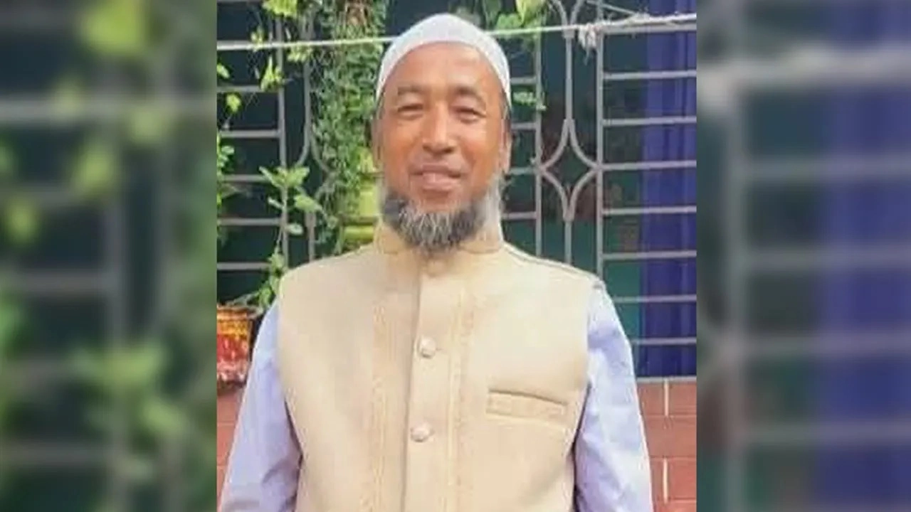 গ্রেপ্তার আহম্মদ আলী দেওয়ান