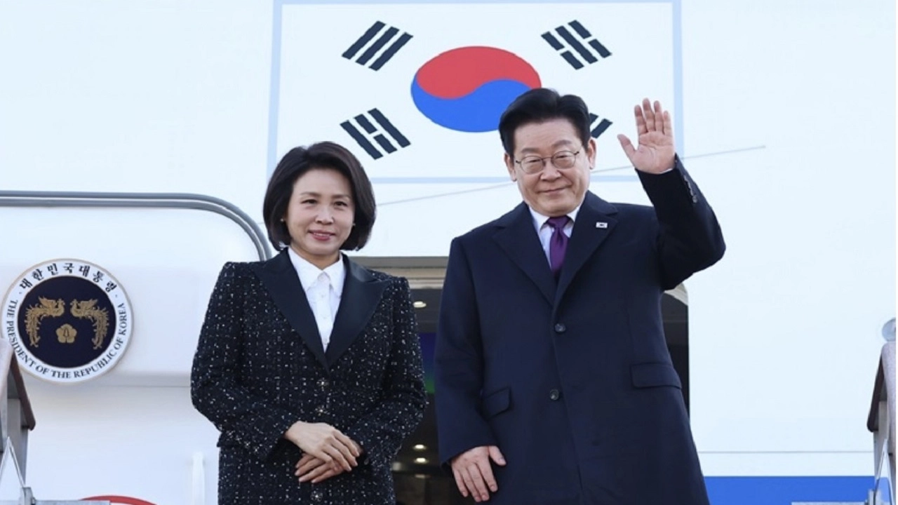 দক্ষিণ কোরিয়ার প্রেসিডেন্ট ই জে-মিয়ং