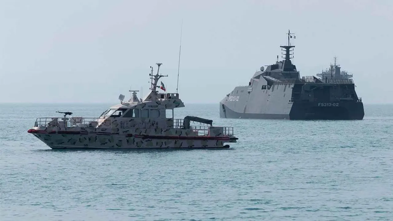 হরমুজ প্রণালী ।। ফাইল ছবি