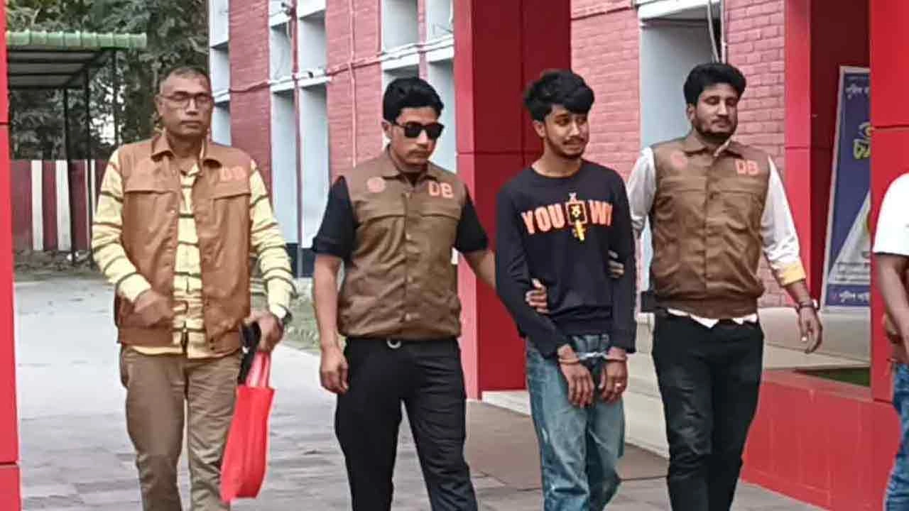 আটককৃত মুন্না (২২)