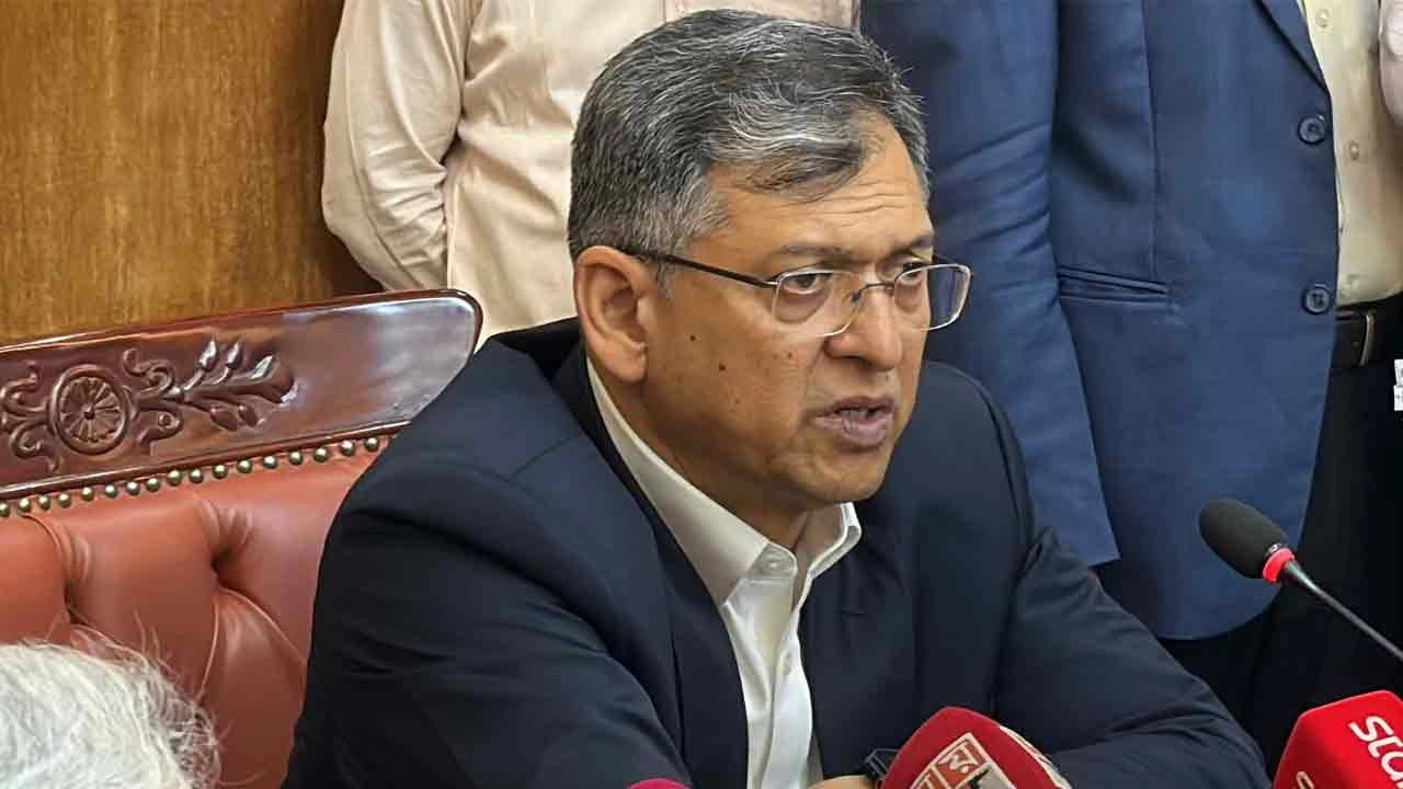 স্বরাষ্ট্রমন্ত্রী সালাহউদ্দিন আহমেদ