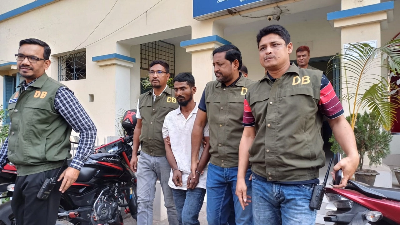 হত্যাকাণ্ডের অভিযোগে গ্রেপ্তার শরিফুল ইসলাম শরীফ