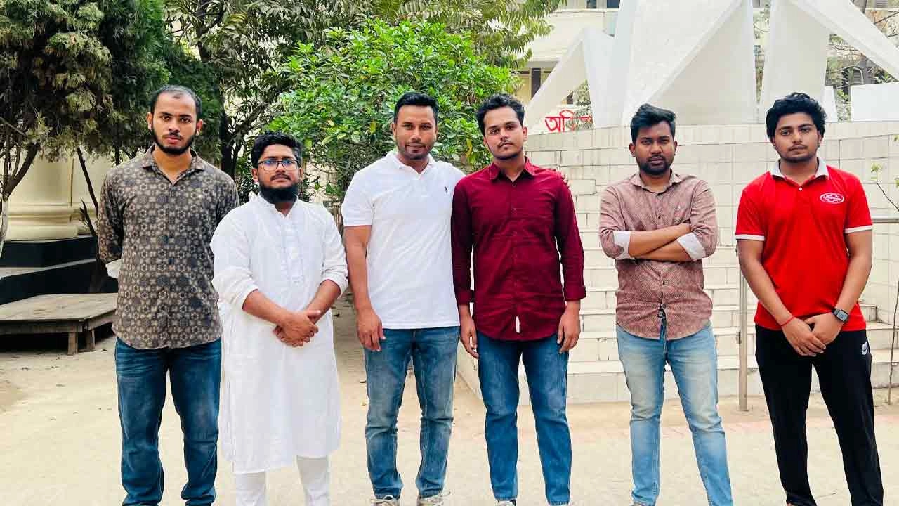 জবি শাখা ছাত্রদলের যুগ্ম আহ্বায়ক মো. শাহরিয়ার হোসেন এক অসহায় শিক্ষার্থীকে অনার্সে ভর্তি করিয়ে মানবিকতার উজ্জ্বল দৃষ্টান্ত স্থাপন করলেন