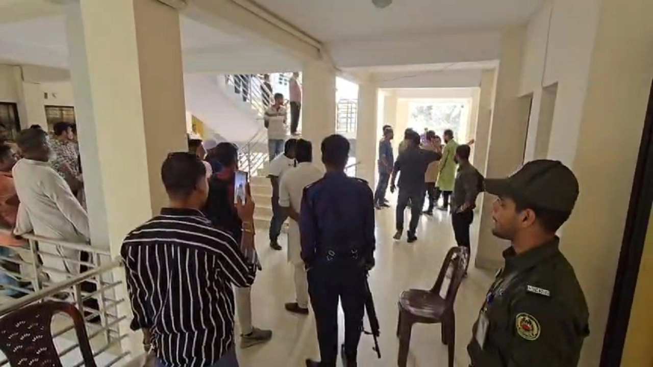 বিএনপির দুই পক্ষের সংঘর্ষ