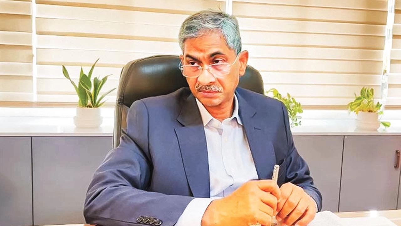 পানিসম্পদমন্ত্রী শহীদ উদ্দিন চৌধুরী এ্যানি।