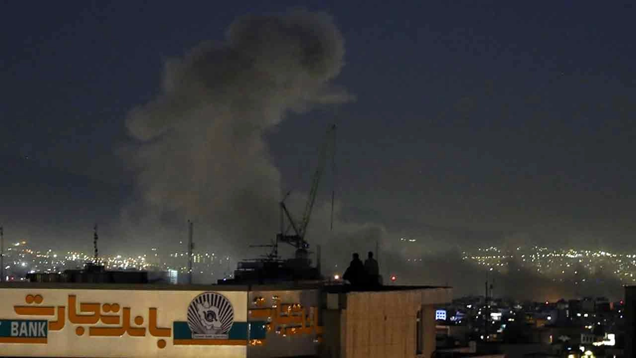 তেহরানে অবস্থিত রাষ্ট্রীয় সম্প্রচার কেন্দ্রকে লক্ষ্য করে বিমান হামলা চালিয়েছে ইসরায়েলি বাহিনী