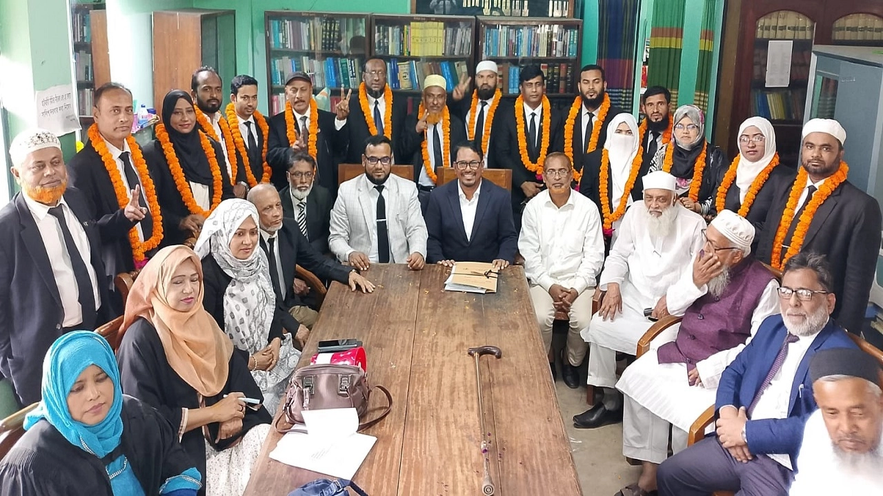 চাঁদপুর জেলা আইনজীবী সমিতির বিএনপি প্যানেল