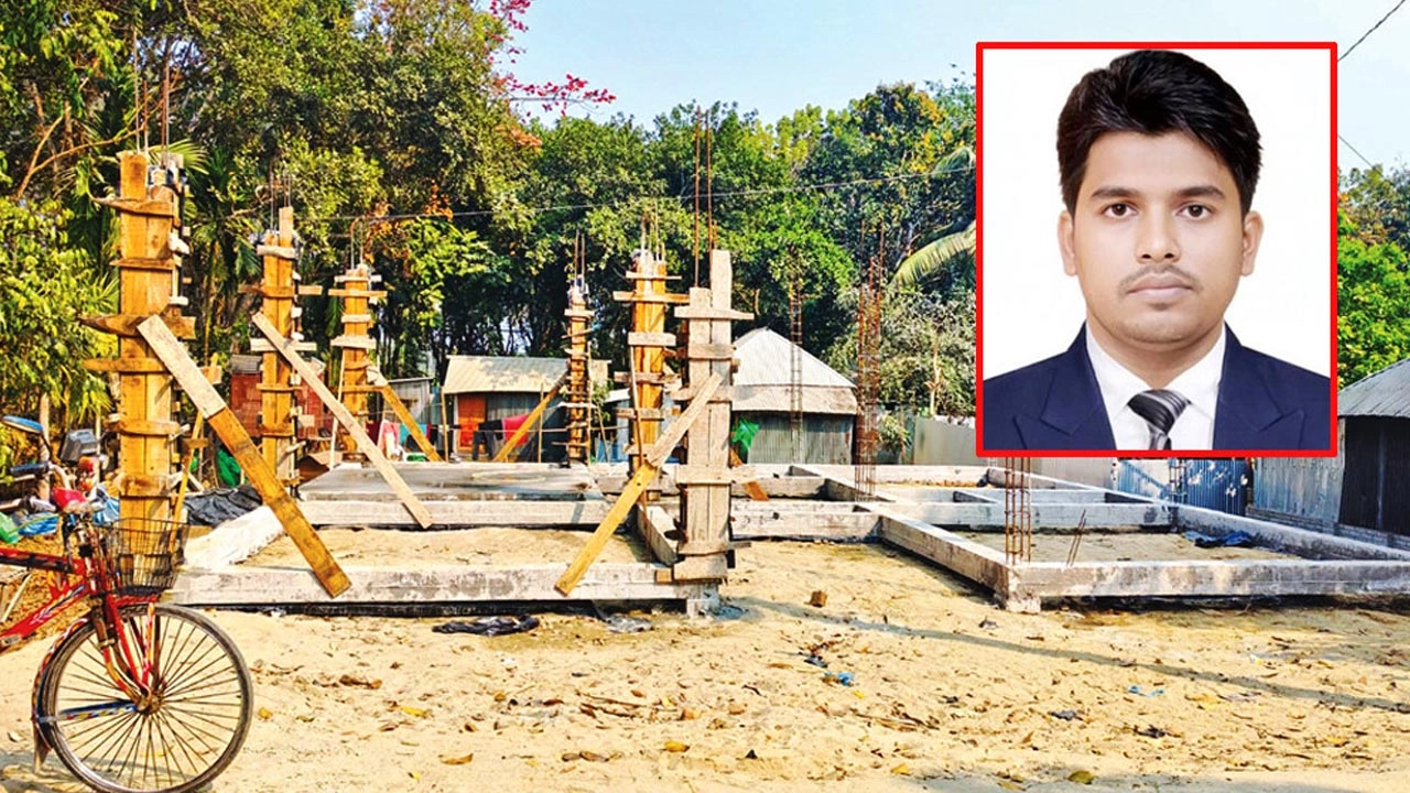 সাবেক উপদেষ্টা আসিফ মাহমুদ সজীব ভূঁইয়ার সাবেক সহকারী একান্ত সচিব (এপিএস) মোয়াজ্জেম হোসেন ও রিয়াজুল ইসলামদের বাড়িতে নতুন ভবন হচ্ছে। ইনসেটে সাবেক উপদেষ্টা এপিএস মোয়াজ্জেম হোসেন।