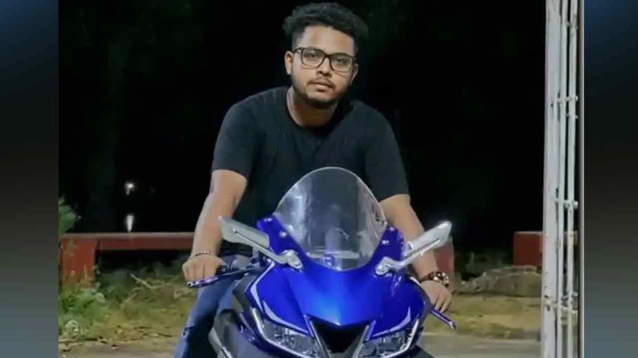 জয় সরকার