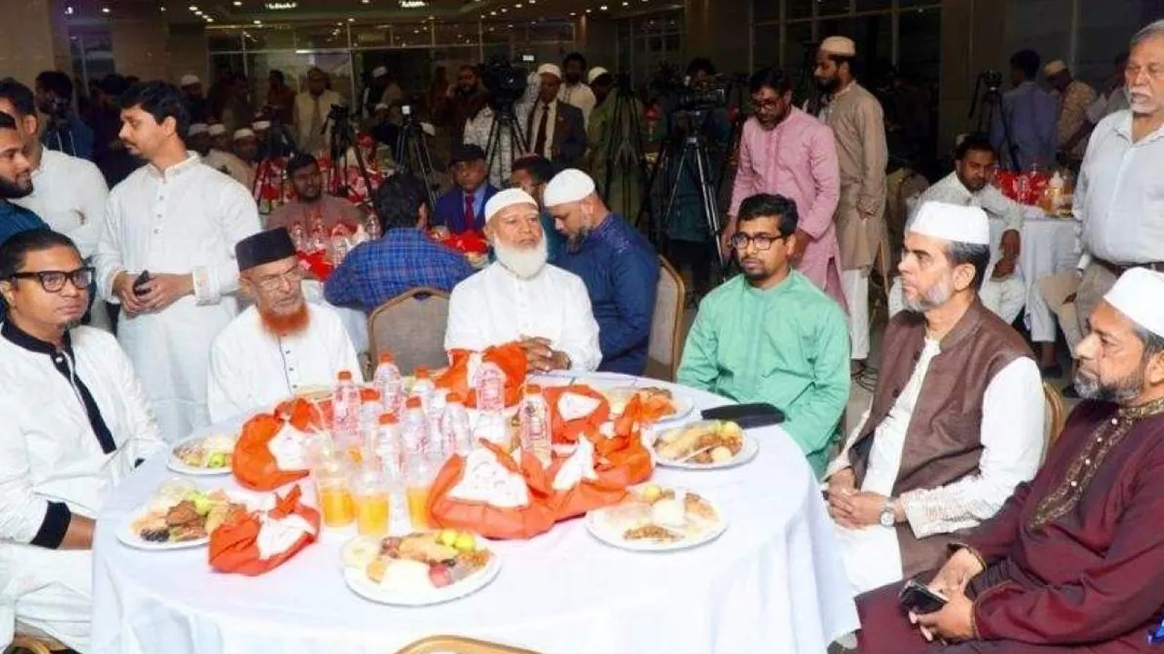 শিবিরের ইফতার মাহফিলে প্রধান অতিথি ছিলেন জামায়াত আমির ডা. শফিকুর রহমান