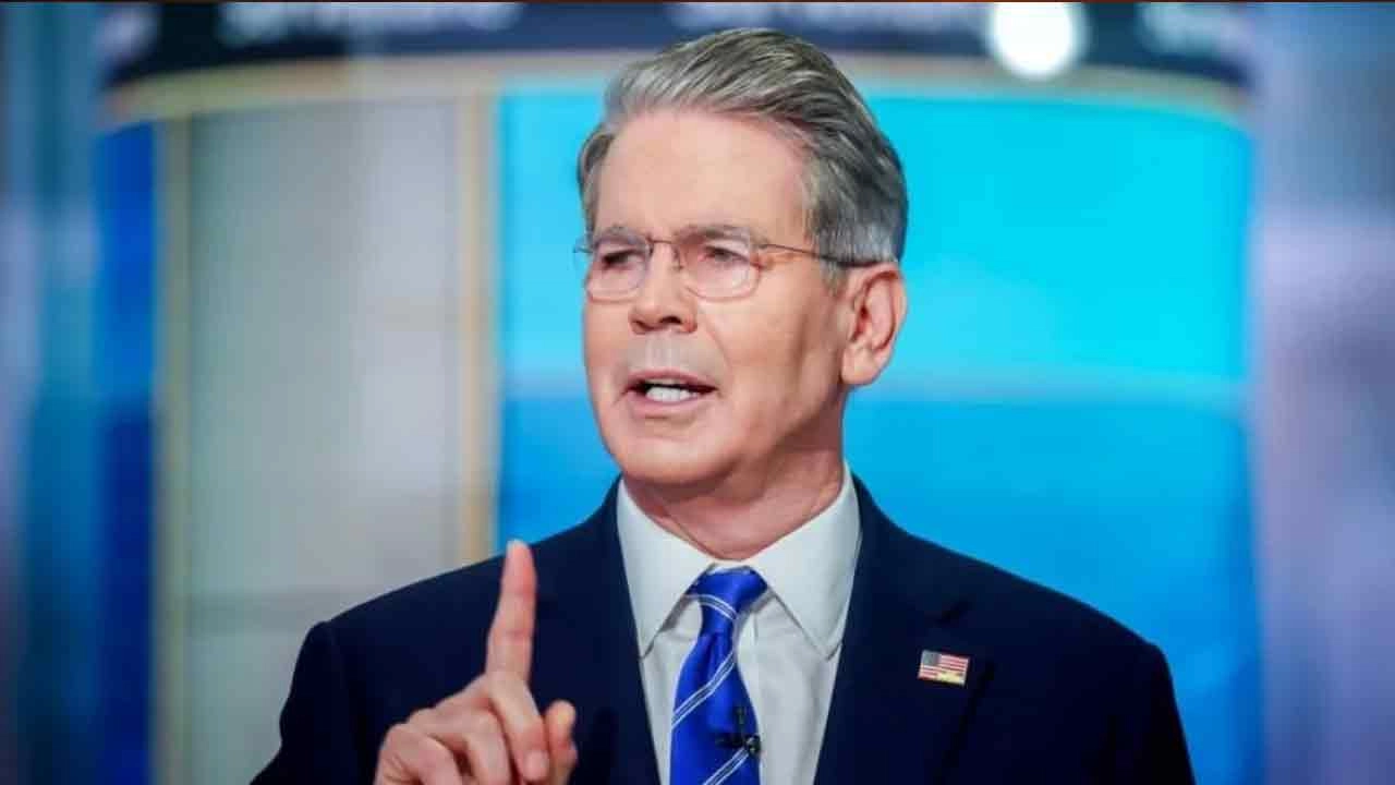 যুক্তরাষ্ট্রের অর্থমন্ত্রী স্কট বেসেন্ট