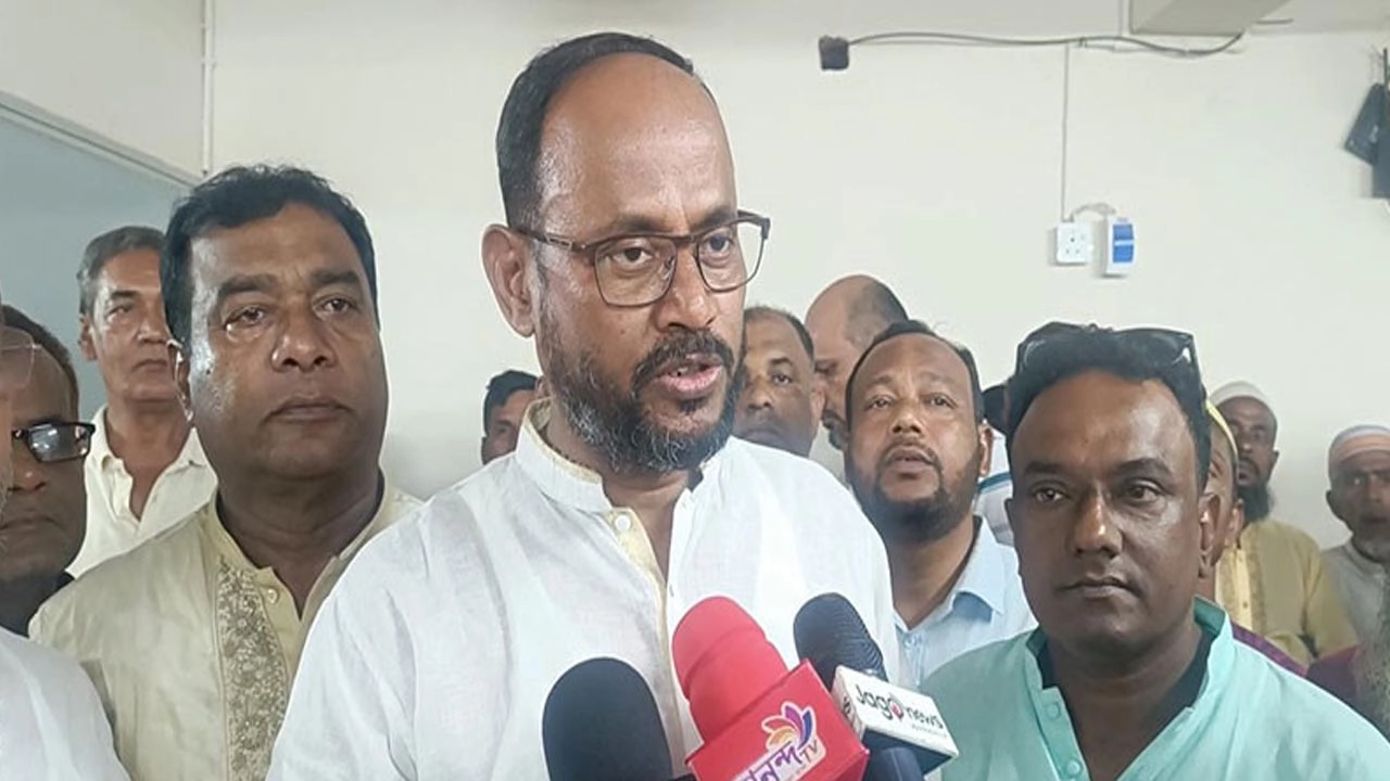 মৎস্য ও প্রাণিসম্পদ মন্ত্রণালয়ের প্রতিমন্ত্রী ও টাঙ্গাইল সদর আসনের সংসদ সদস্য সুলতান সালাউদ্দিন টুকু