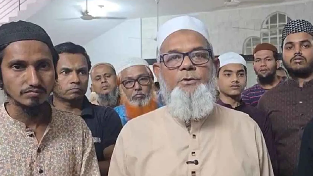 ঢাকা-১৬ আসনের সংসদ সদস্য কর্নেল (অব.) আব্দুল বাতেন