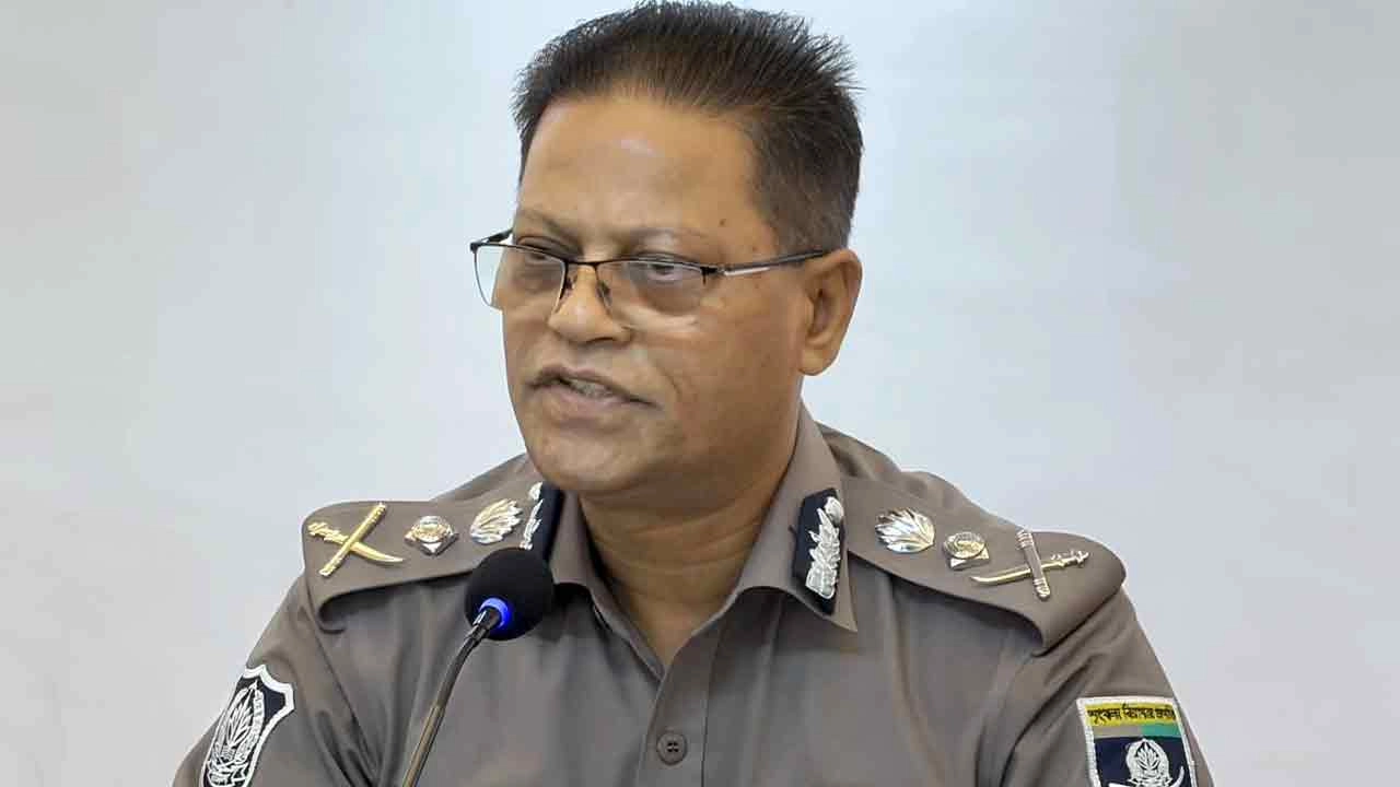 জুলাইকে যারা নিজের সম্পত্তি ভাবছে, তাদের তালিকা হচ্ছে: আইজিপি