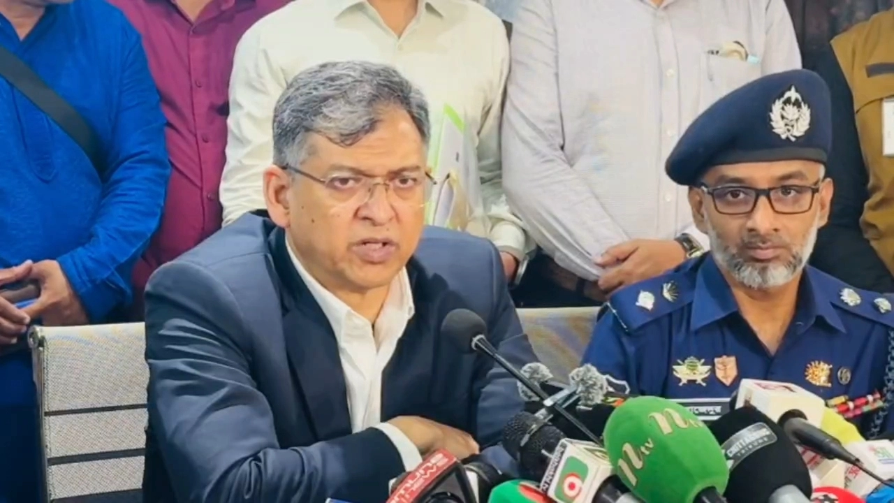 স্বরাষ্ট্রমন্ত্রী সালাহউদ্দিন আহমদ